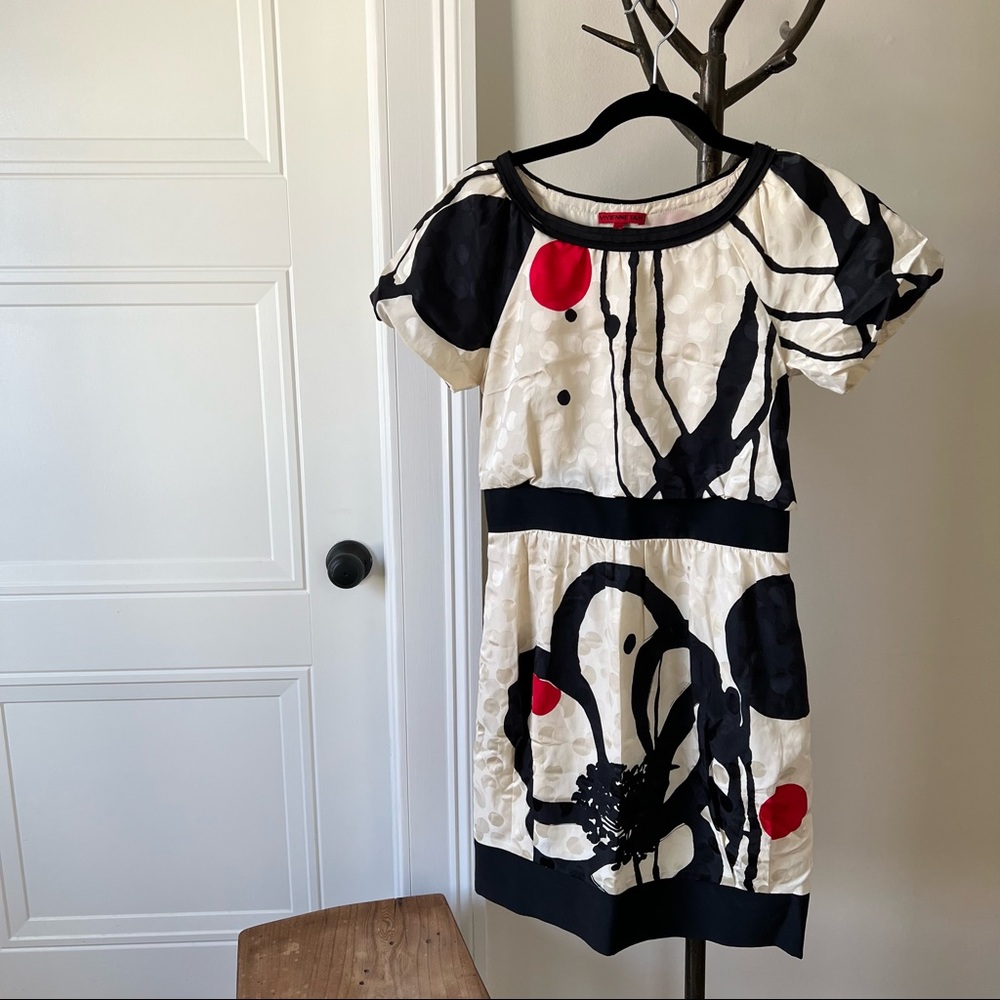 Cotton/Silk Vivienne Tam abstract floral cocktail dress in red ivory and black